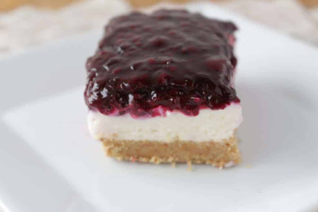 No bake Blackberry Cheesecake bars