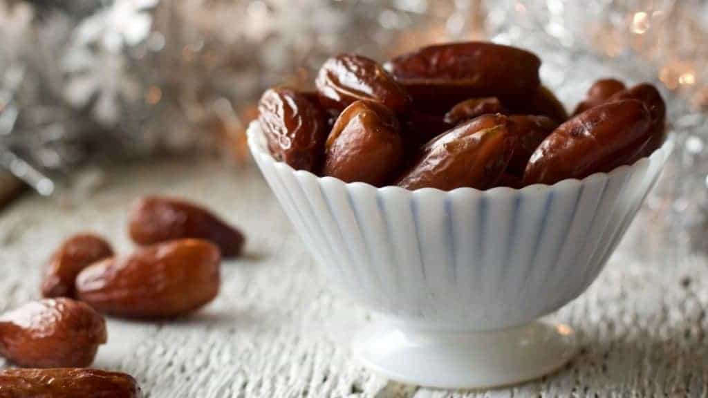 Delicious Maple Date Bars Recipe 2 Maple Date Bars