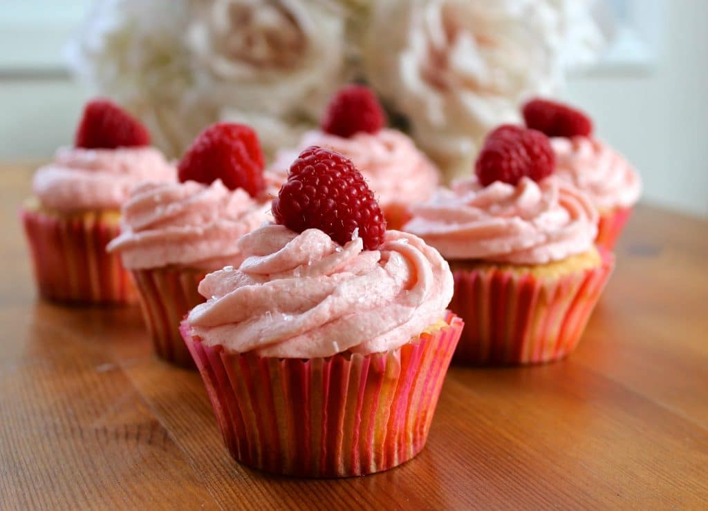 Champagne Cupcakes with a Raspberry Buttercream Frosting