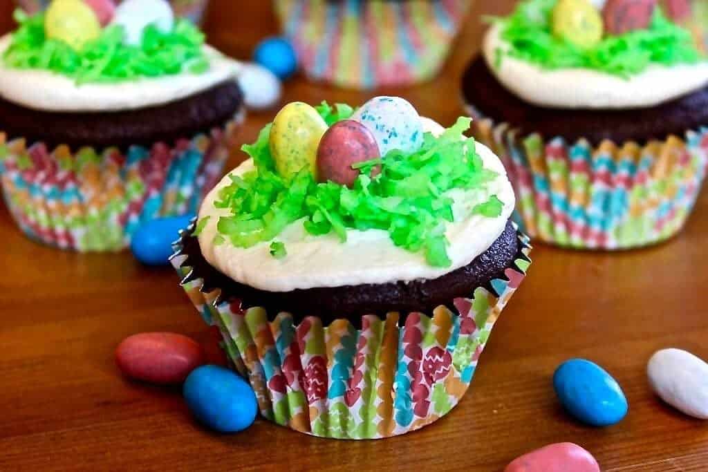 Easter Egg Cupcakes https://homemadefoodjunkie.1wp.site