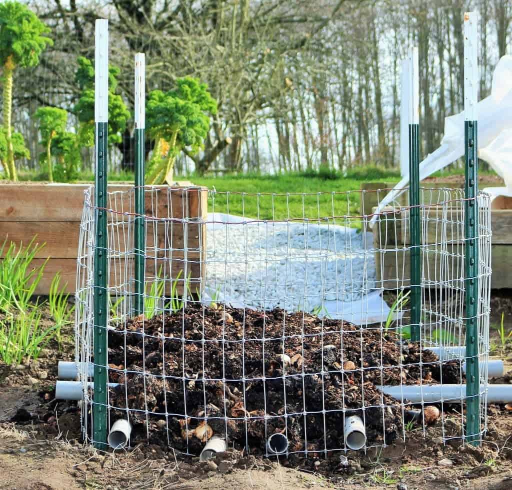 Learning about Compost Learning About Compost . This is the new design we are trying. https://homemadefoodjunkie.1wp.site