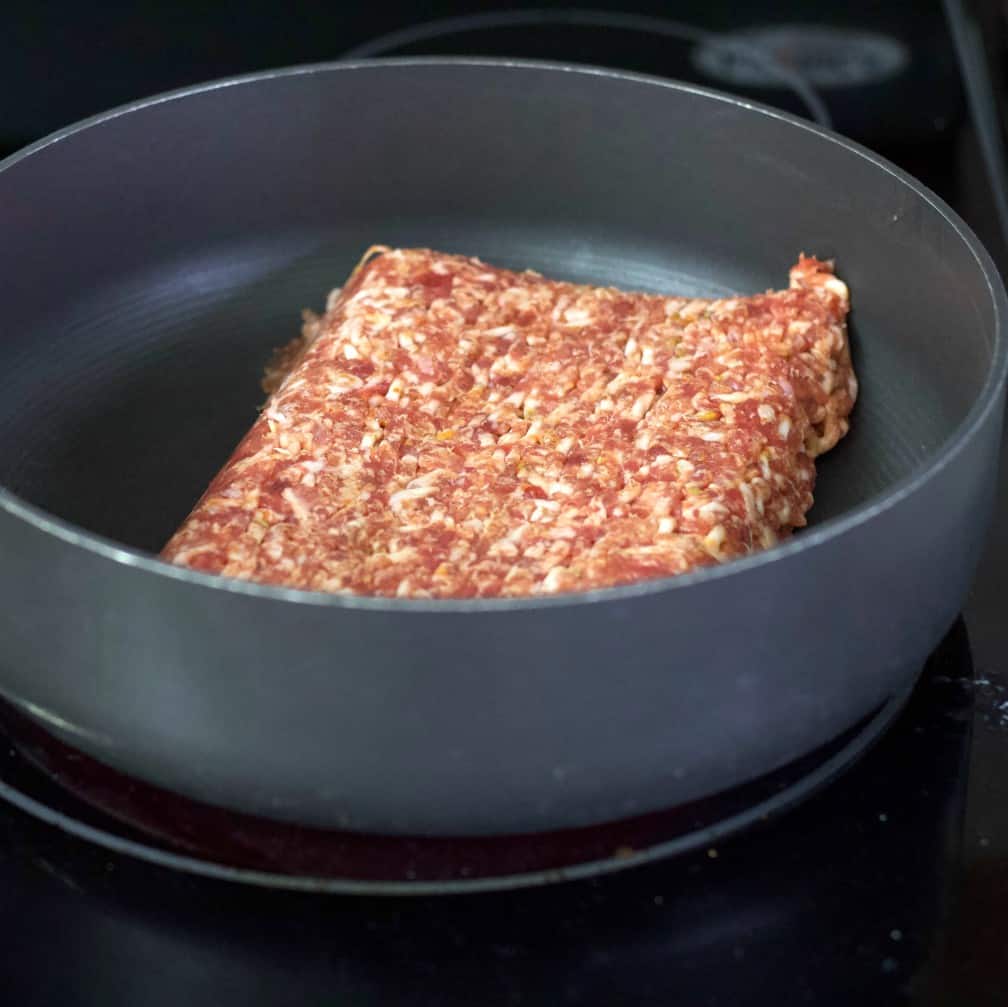 sausage cooking for sausage gravy