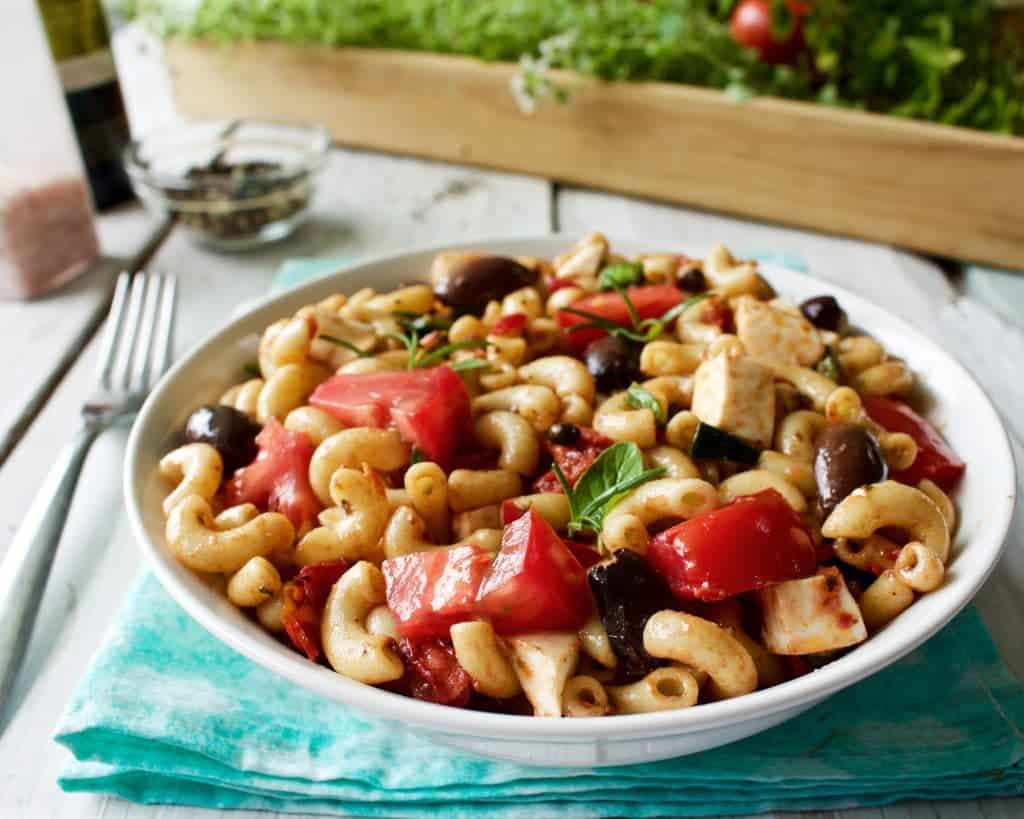 Mediterranean Macaroni Salad