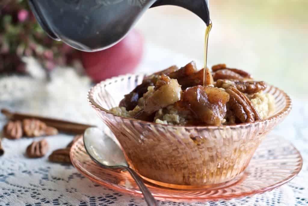 Cooked Steel Cut Oats with Fried Maple Apples and Pecans