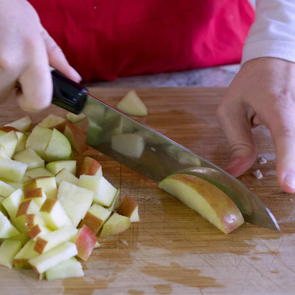 chopping jonagold apples