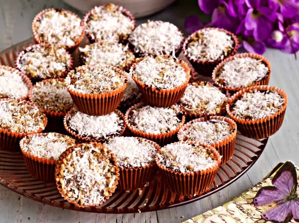 Chocolate Coconut Fat Bombs Low-Carb, Low-Sodium, Vegan, Vegetarian, Dairy-Free, Gluten-Free. https://homemadefoodjunkie.1wp.site