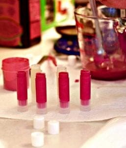 Lip balm Tubes Loaded with natural shimmering lip balm. When set place the caps on and store for future use! Lip balm Tubes Loaded with natural shimmering lip balm. When set place the caps on and store for future use!