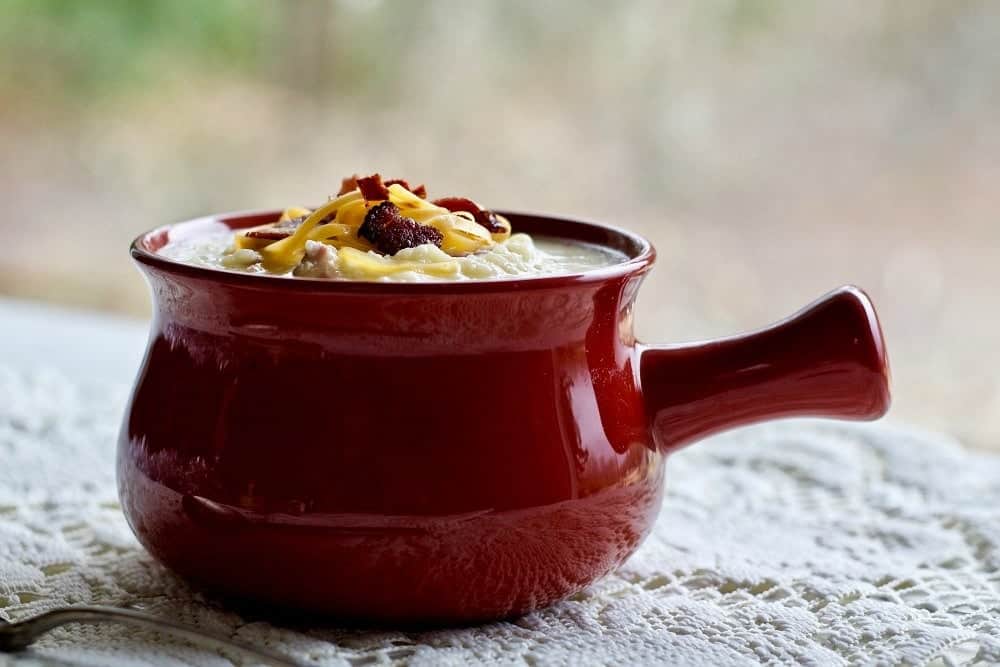 Instant pot cheesy cauliflower potato soup