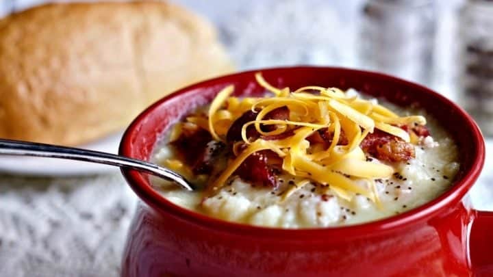 Instant pot cheesy cauliflower potato soup