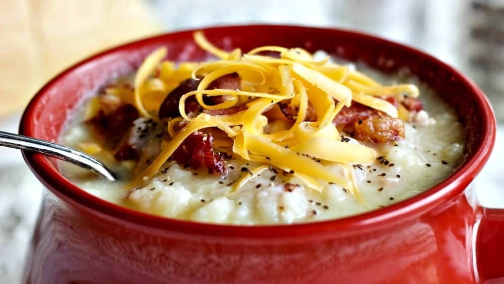 Instant pot cheesy cauliflower potato soup