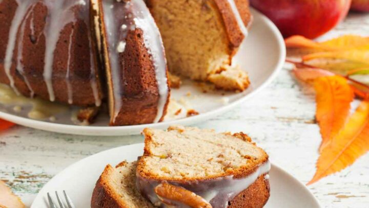 Fresh Apple Pie Bundt Cake
