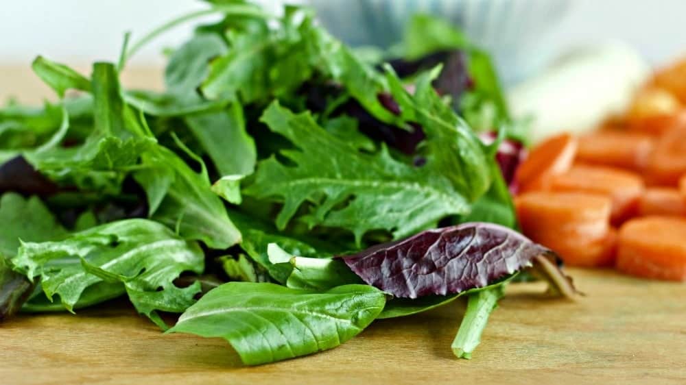 Spring Greens for the healthy blackberry smoothie