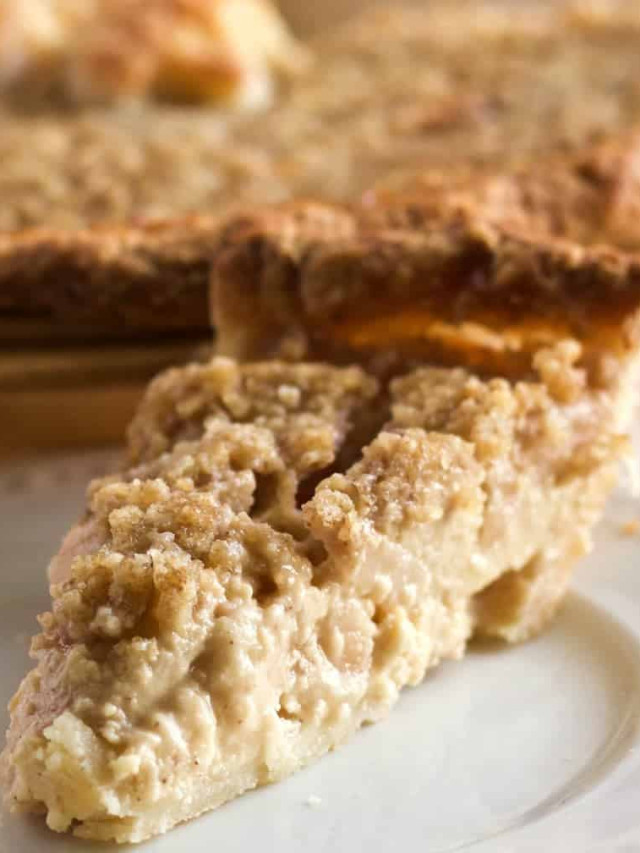 Easy Apple Pie Puff Pastry Tart 4 Sour Apple Pie-single slice