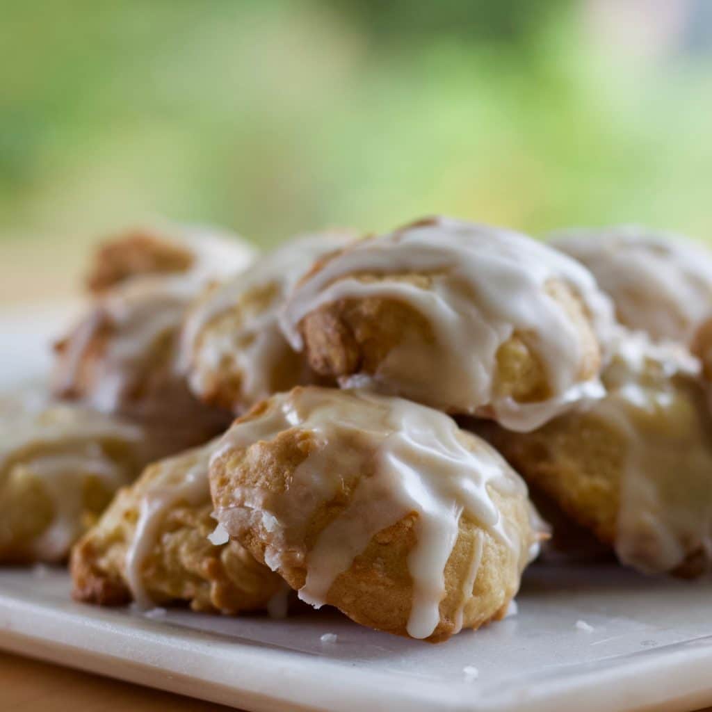 Pineapple White Chocolate Macadamia Cookies