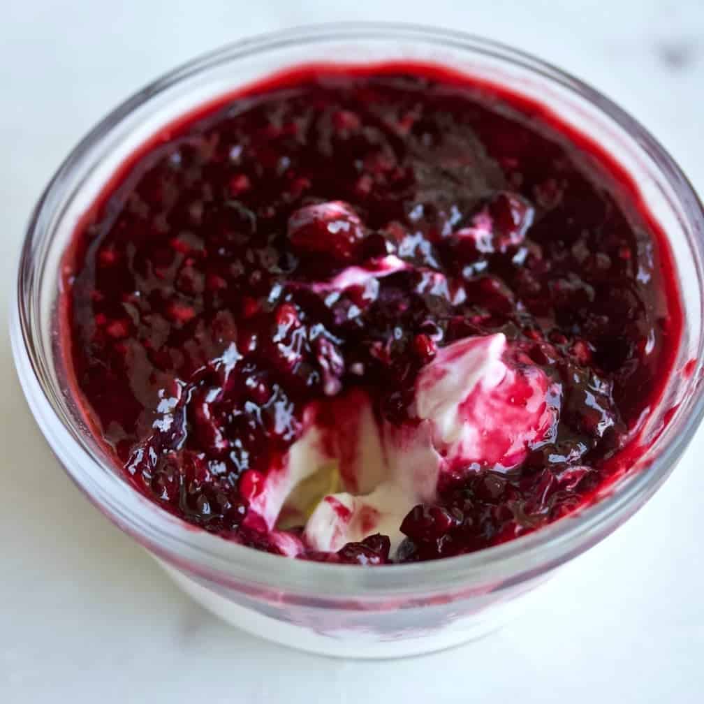 Single serving No bake blackberry Cheesecake cups