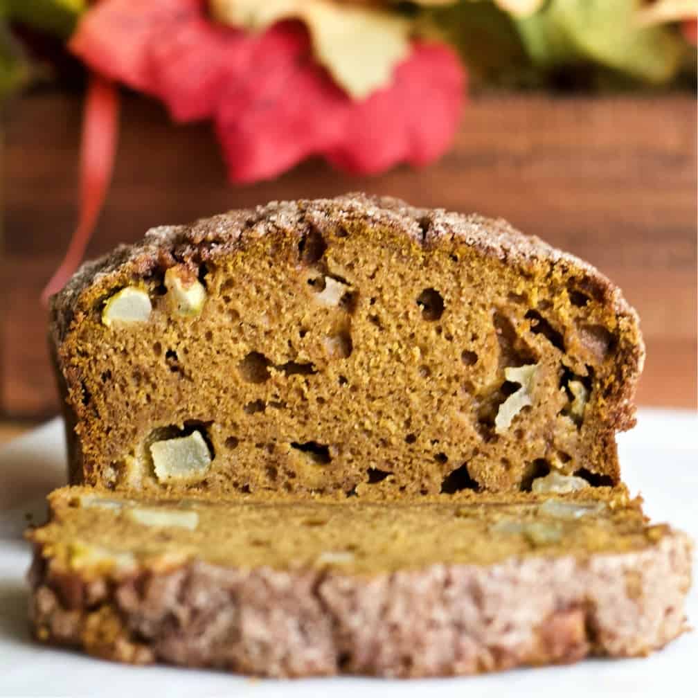 Pumpkin Apple Spice Bread with Streusel sliced open.