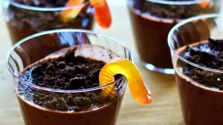 Gummy Worm dirt cups