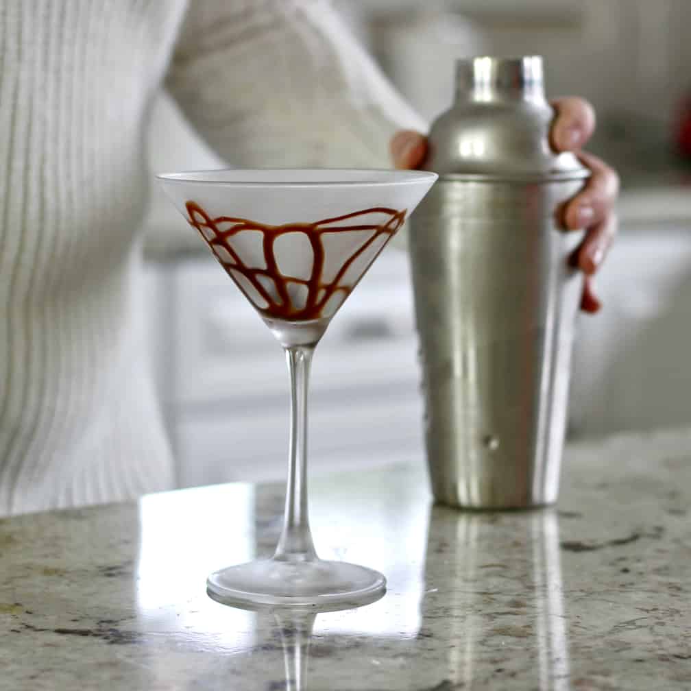 Martini glass w chocolate
