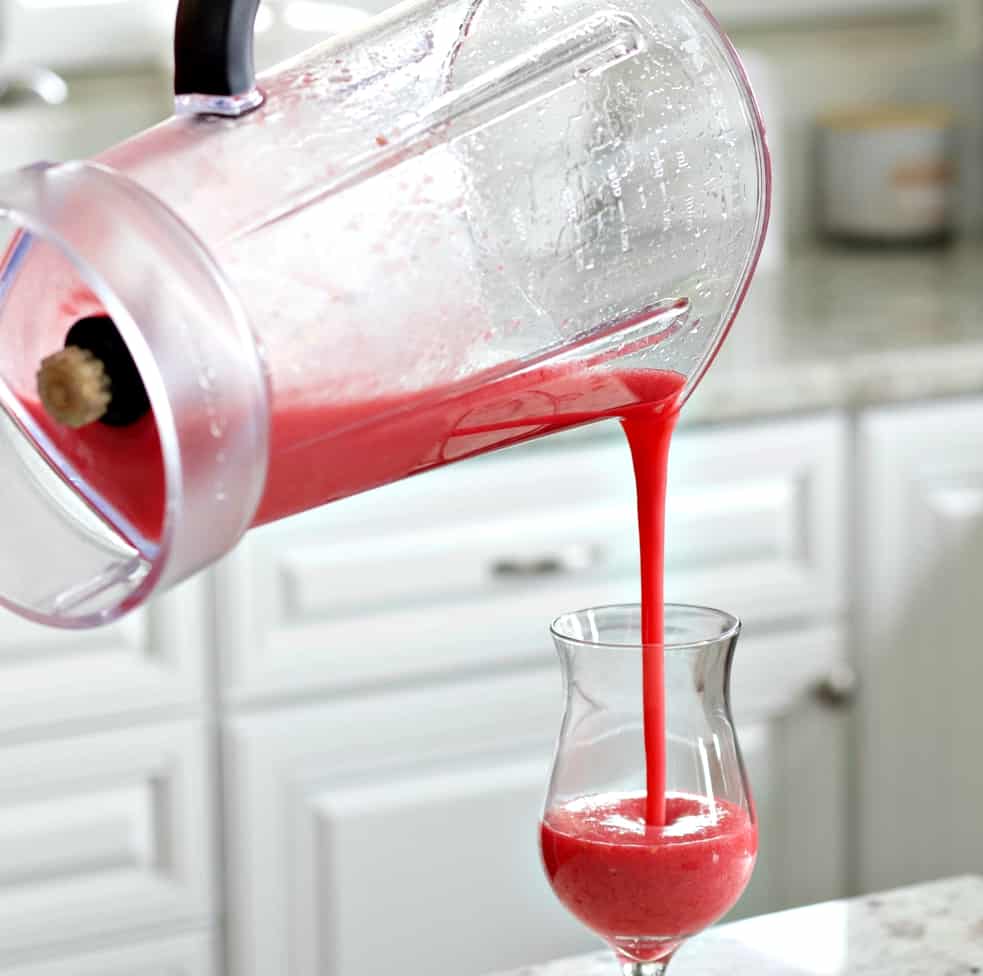 Pouring a frozen daiquiri