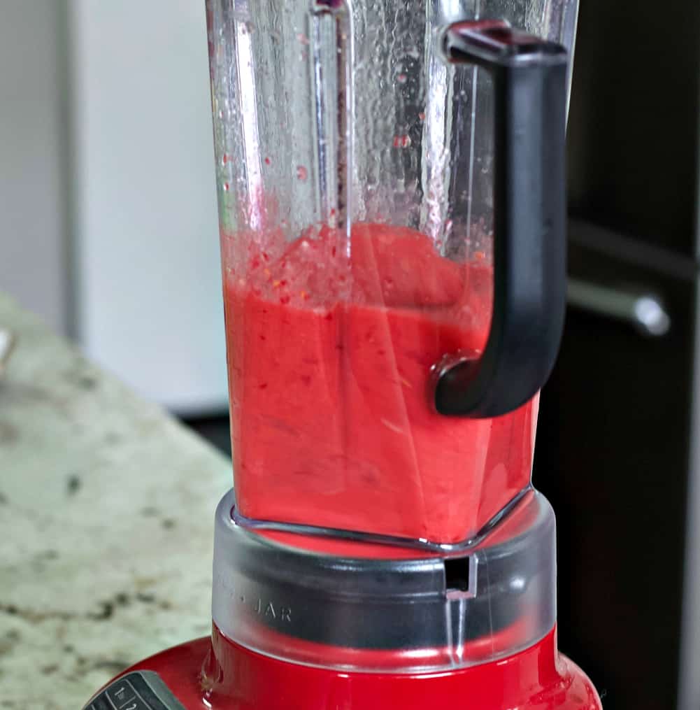 blending the copaBanana Daiquiri