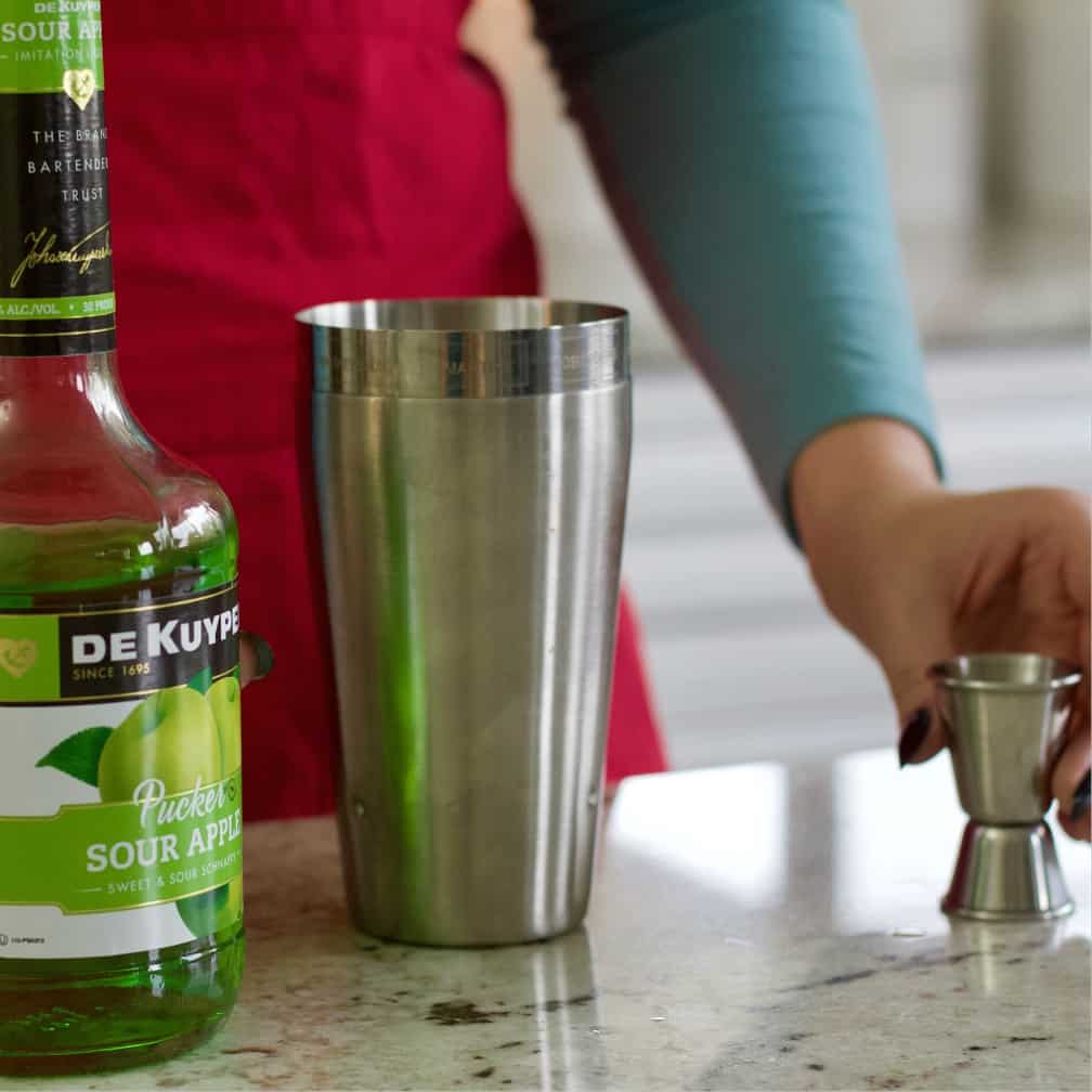 sour apple pucker goes into the poison apple