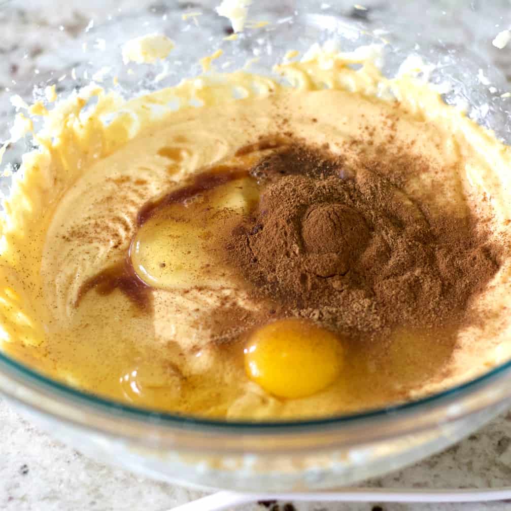 add remaining filling ingredients and stir together.
