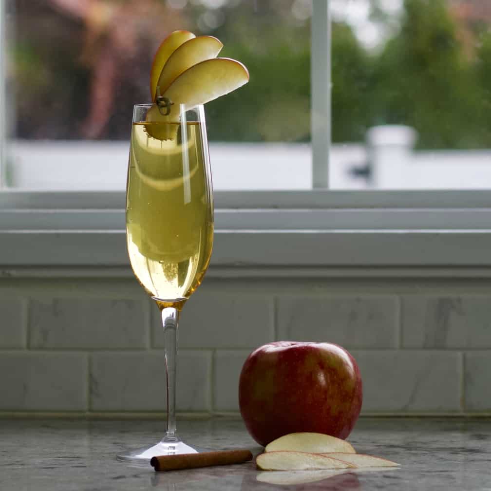 apple cider mimosa