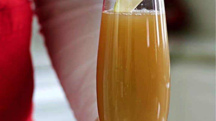 cinnamon pear mimosa