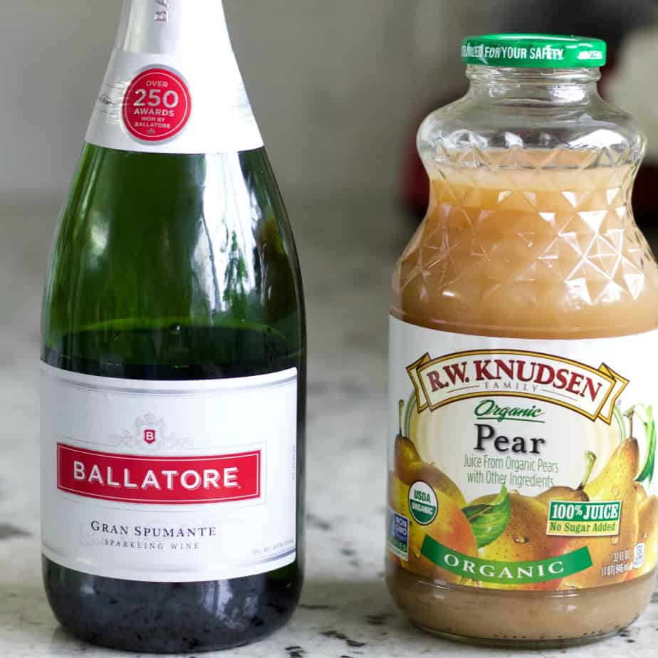 Bellatore sparkling white wine and pear juice