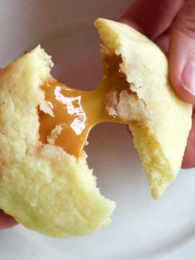 Sugar cookie recipe with caramel filling