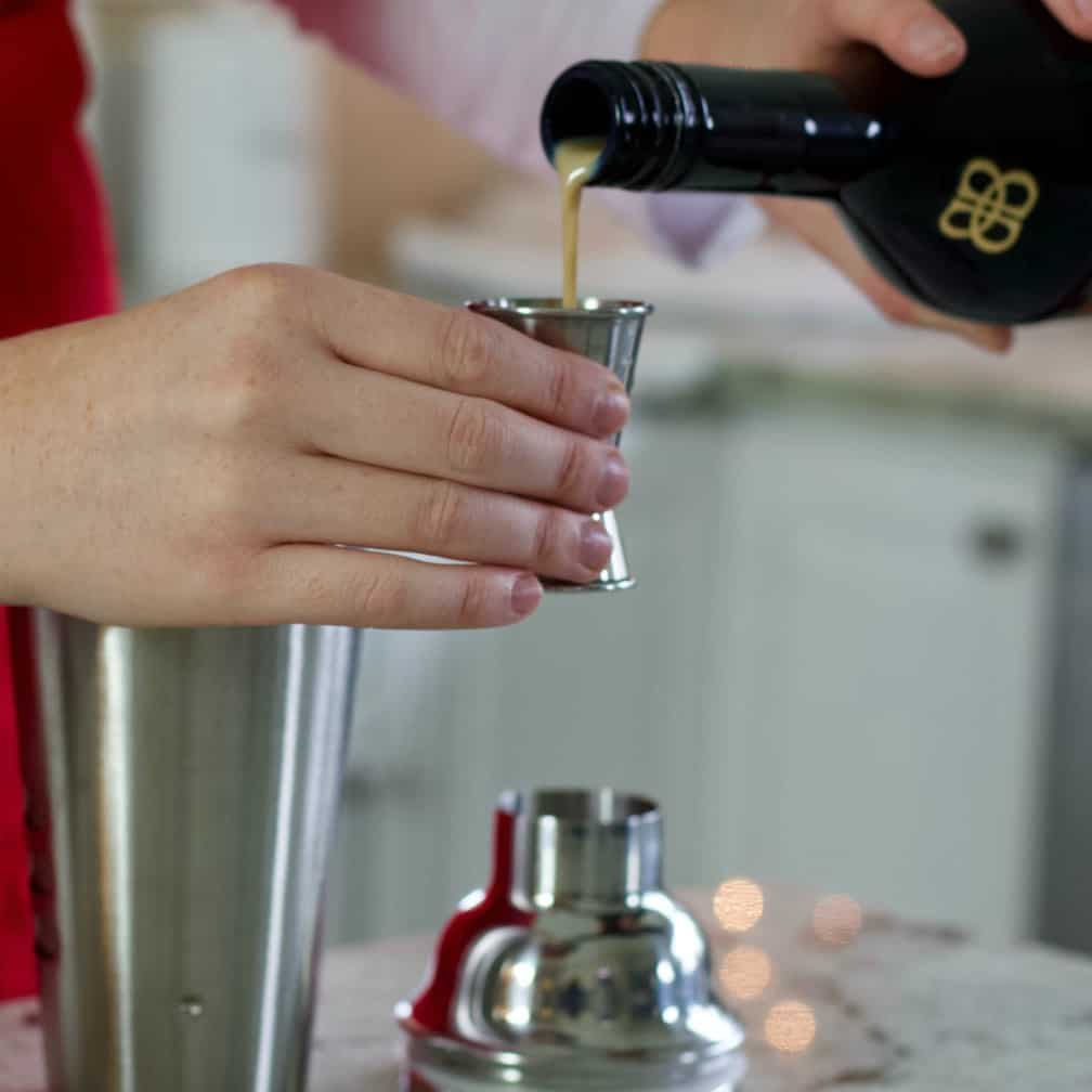 pour baileys