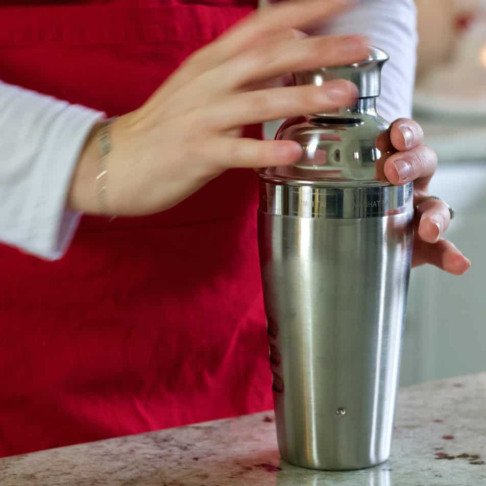 set the top on the shaker