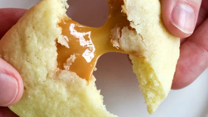 Sugar cookie recipe with caramel filling