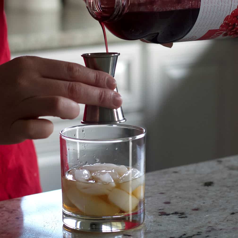 measuring cranberry juice