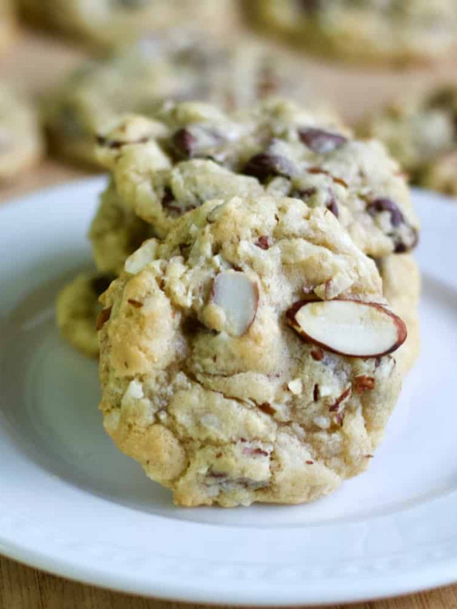 Almond Joy cookies plated
