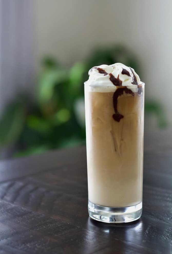Baileys iced coffee cocktail