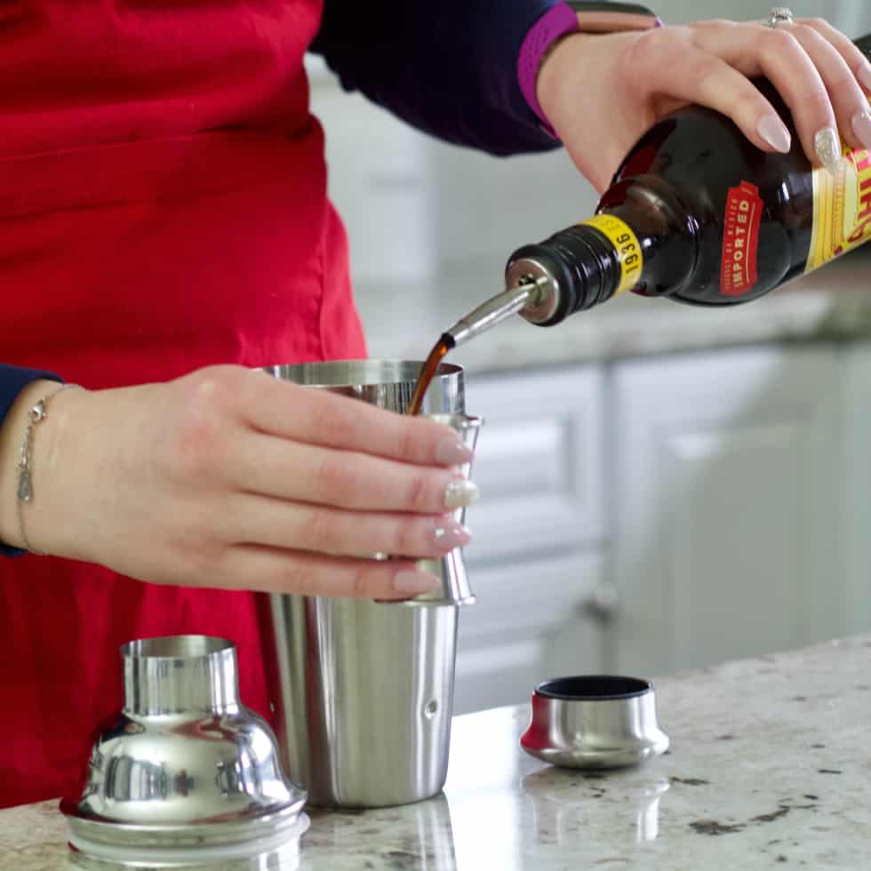 measure kahlua-iced coffee
