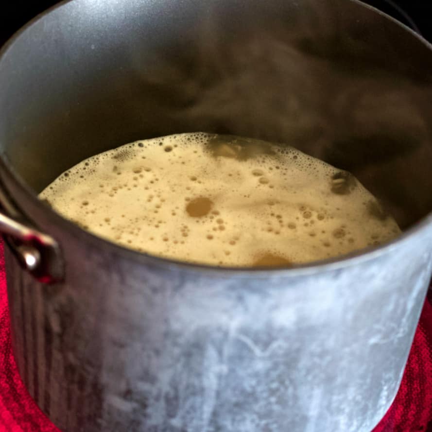 boiling rice on the stove