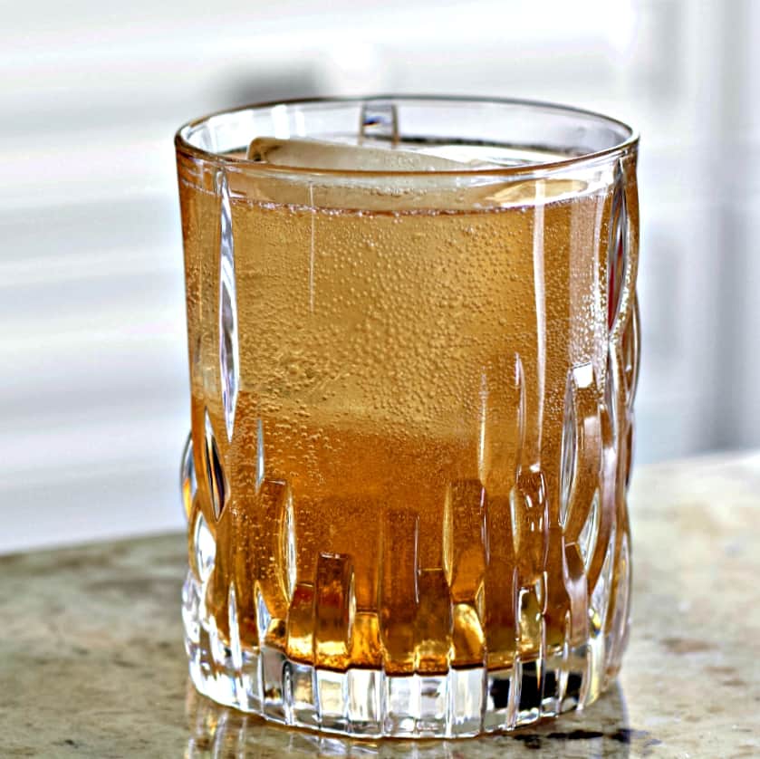 crown royal peach and cream cocktail.