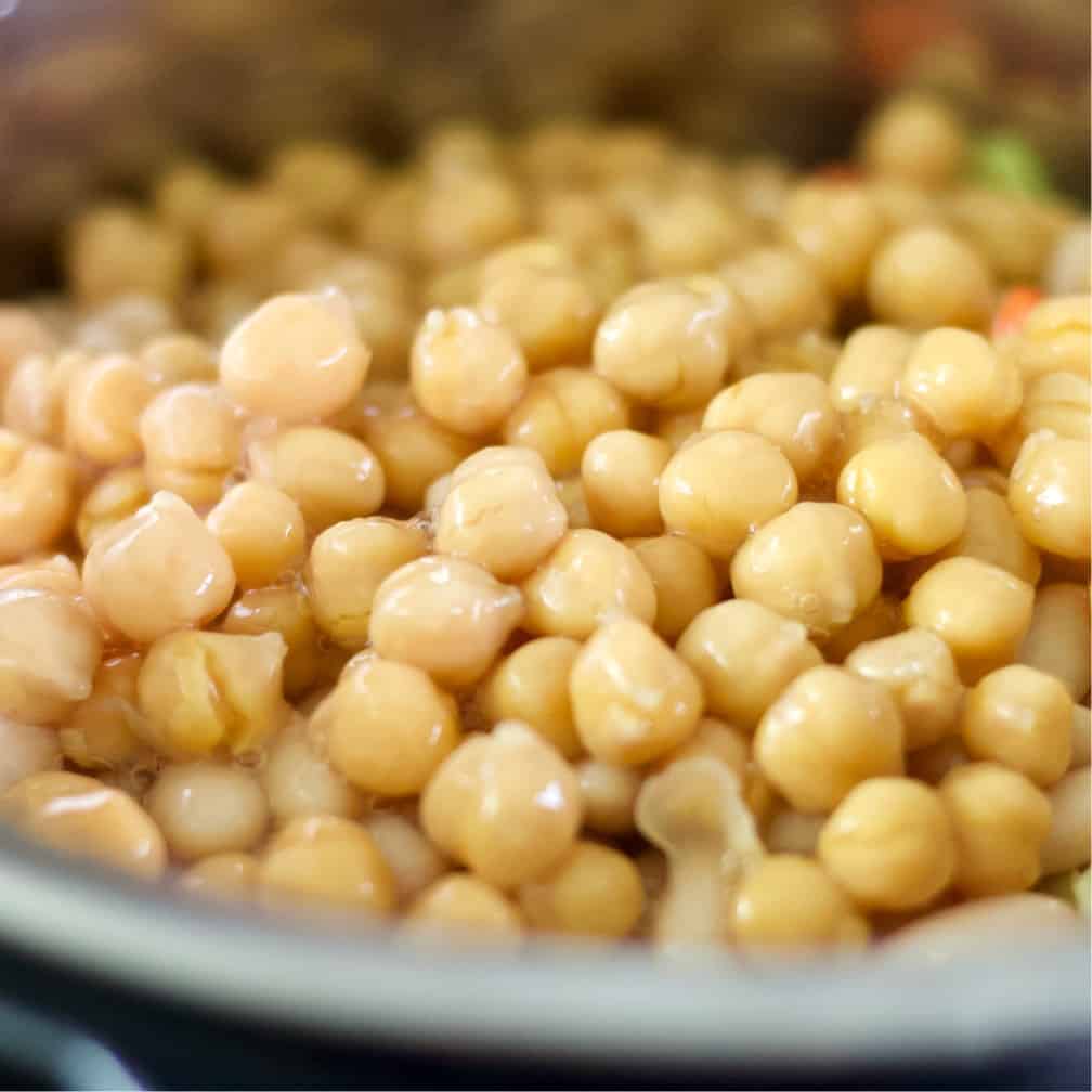 canned garbanzo beans instant pot