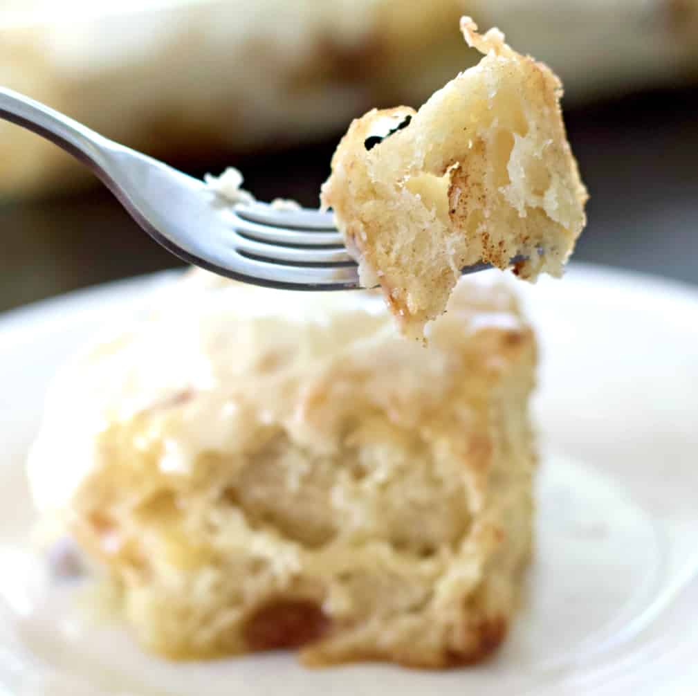 Soft Sourdough Cinnamon Rolls Recipe 5 sourdough rolls-bite