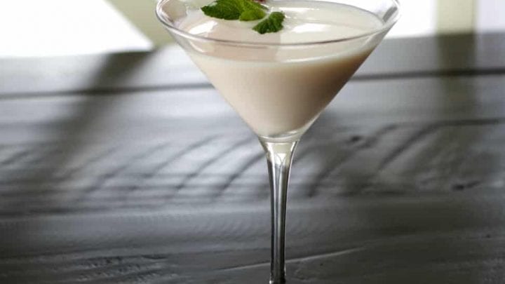 Strawberries and cream vodka cocktail