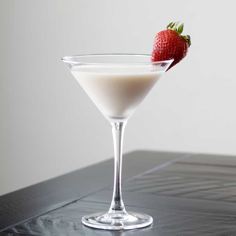 Simple Lemon Cake Martini Recipe 20 Baileys Strawberry and Cream Martini