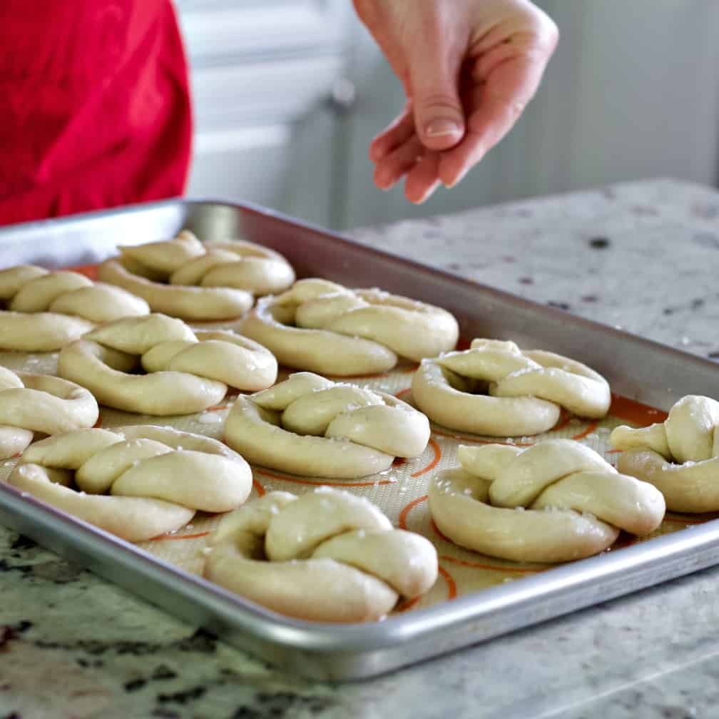 Sprinkle Pretzel salt