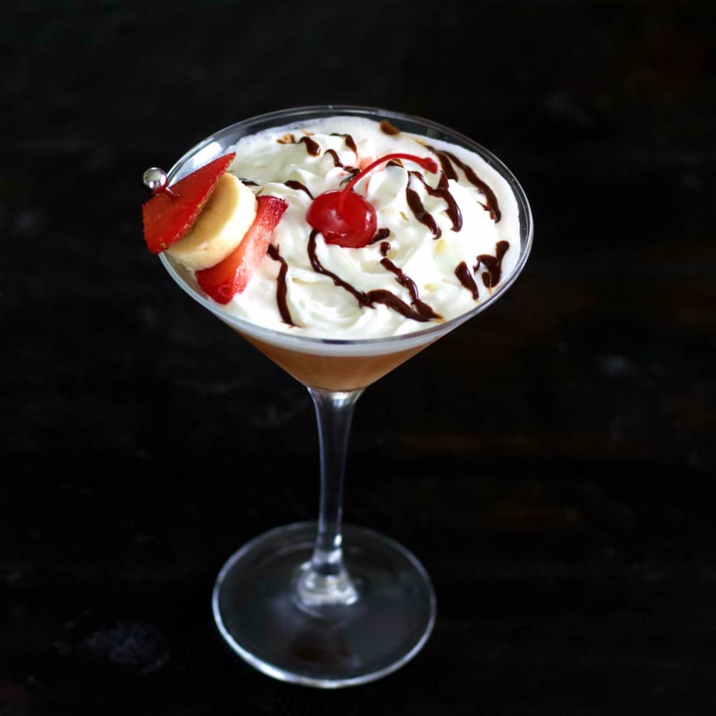 banana split dessert drinks