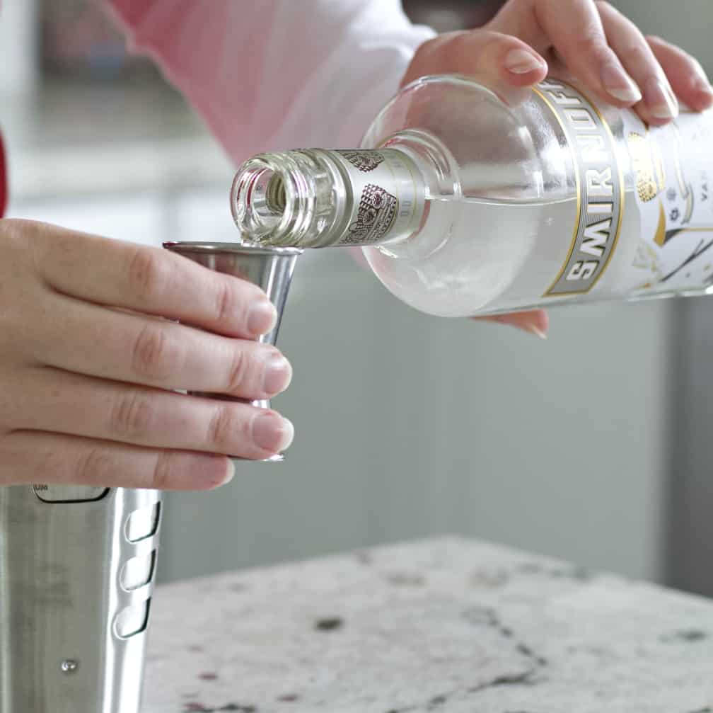 pour vanilla vodka