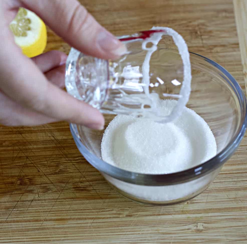 dipping glass in sugar