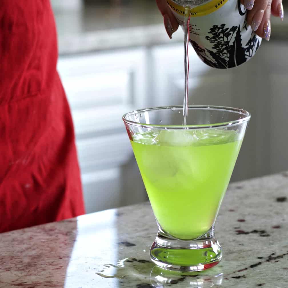 topping with tonic