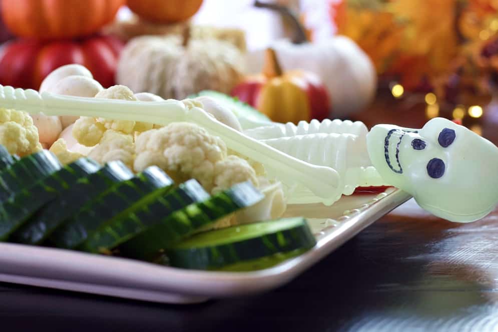grinning skeleton veggie tray