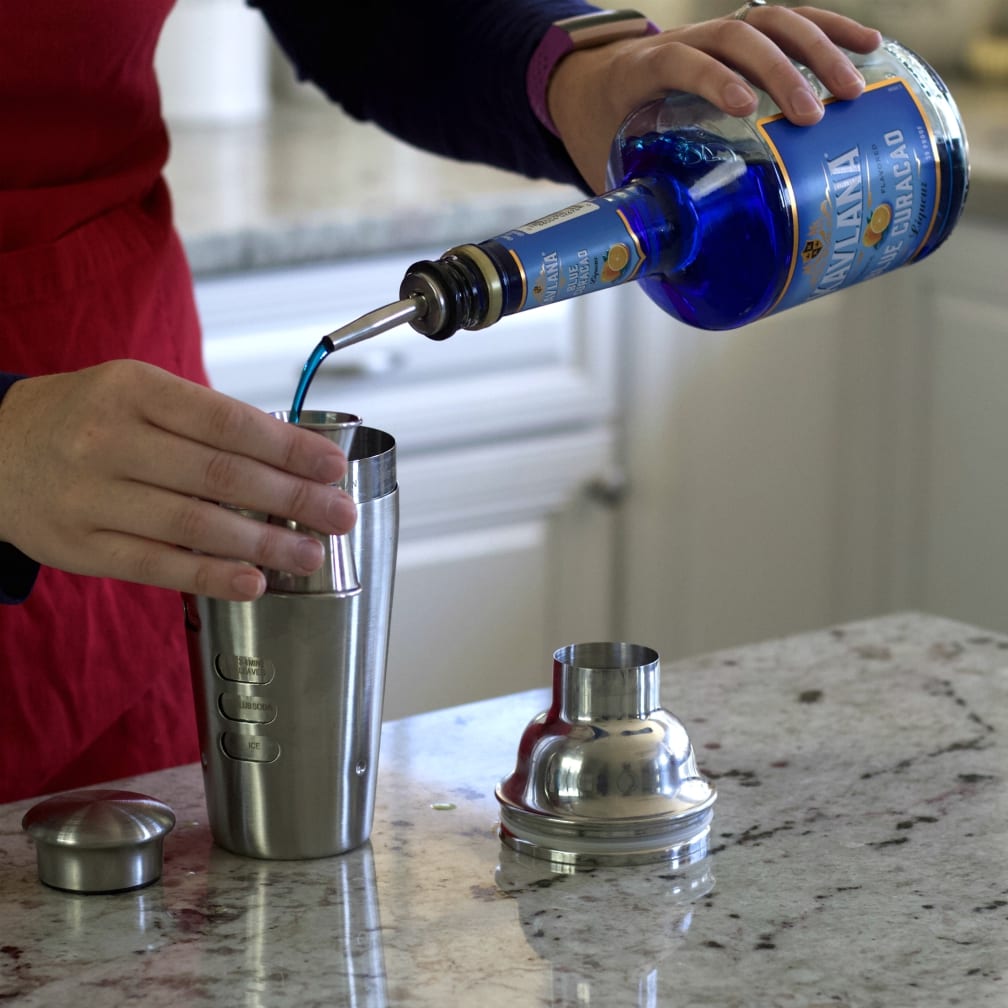 pouring blue curacao